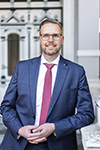 N. Petersen